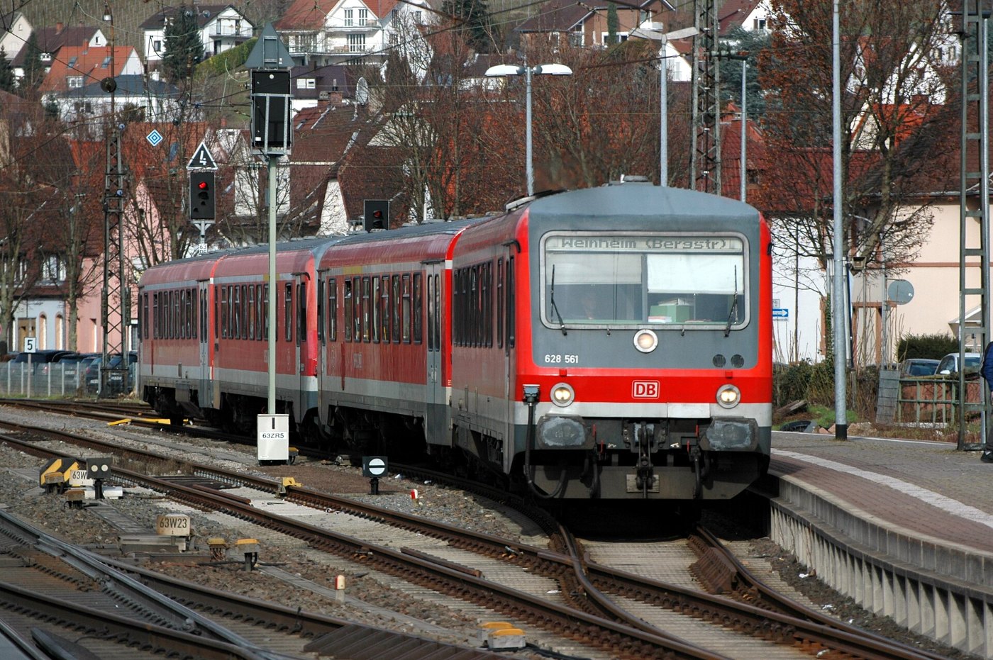 Bahnhof Weinheim DB Baureihe 628 4 628 561 2019 02 13 14 38 13