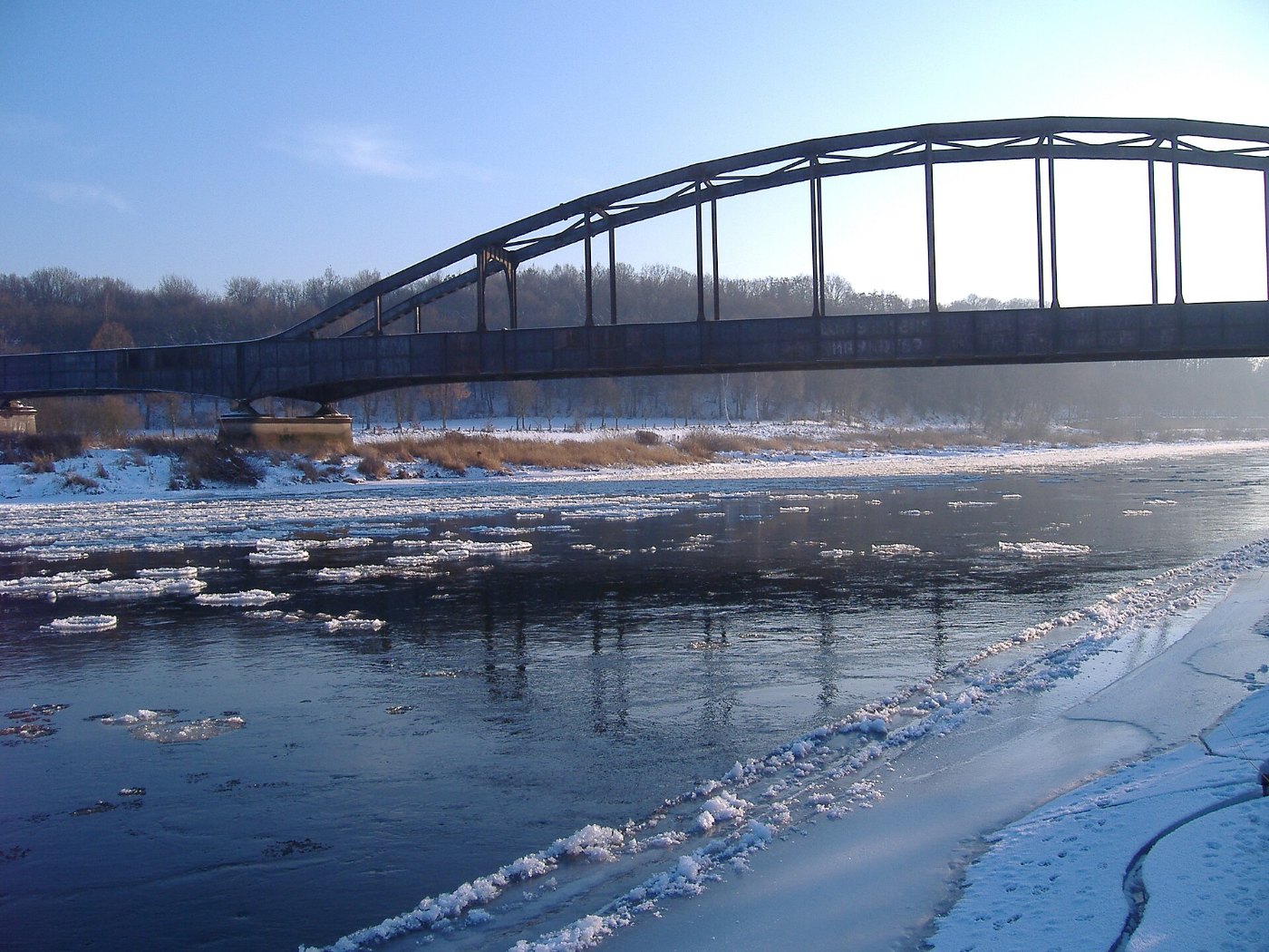 Weserbrücke bei Corvey