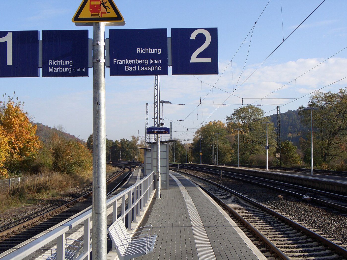 Bahnhof Cölbe Bahnsteig 1 2 Ausstattung