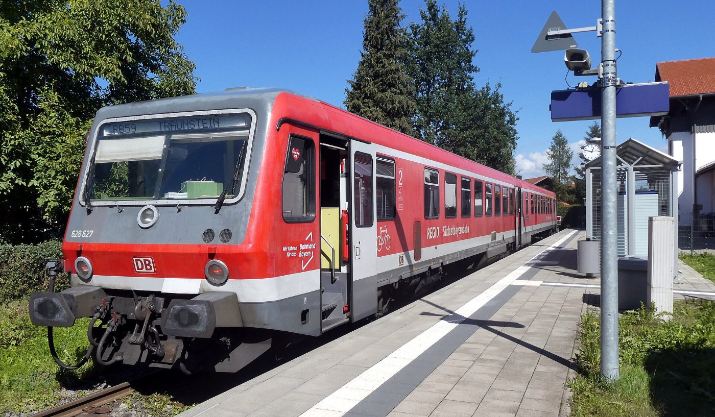 Bahnhof Waging, Bahnsteig, 3