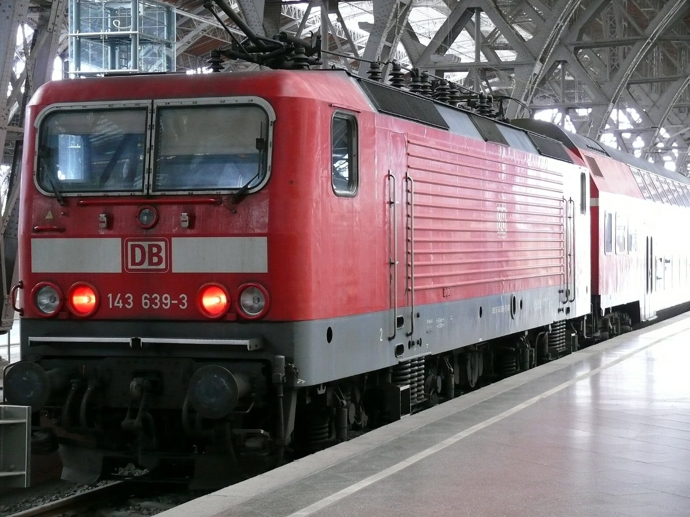 DB 143 639 3 02