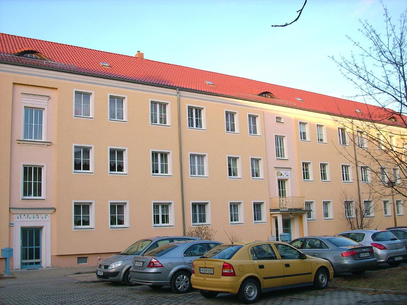 Am Bahnhofsvorplatz 9a c HY