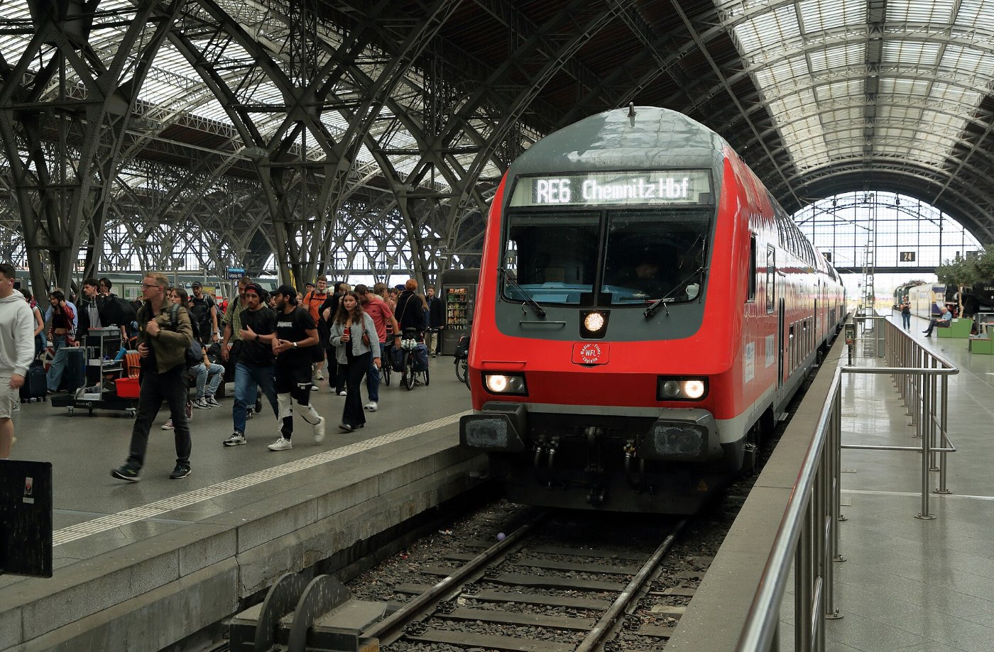 J42 181 Bf Leipzig Hbf, Steuerwagen DBpbzfa 761.9