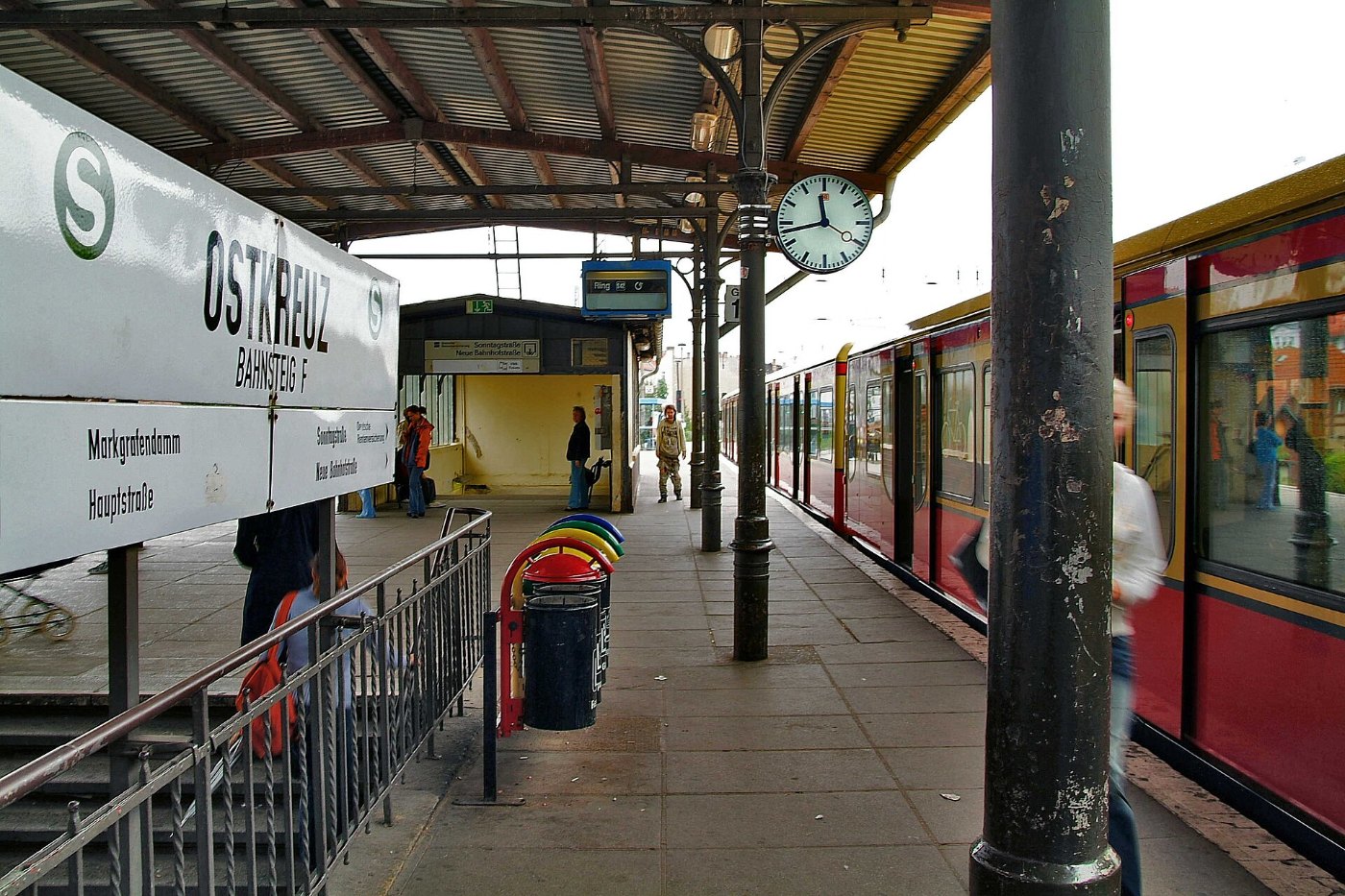 S Bahnsteig Ostkreuz Ringbahn 06.07.2007