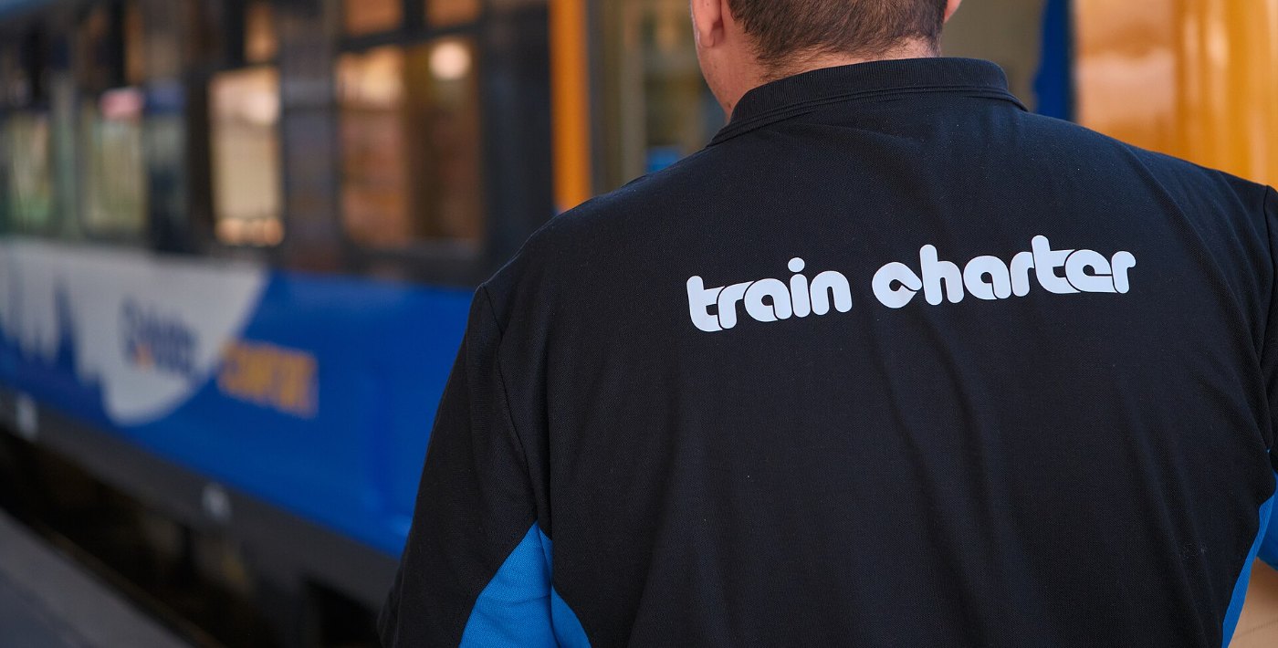 Deutschland GoVolta erste Fahrt Train Charter Services TCS Zugbegleiter