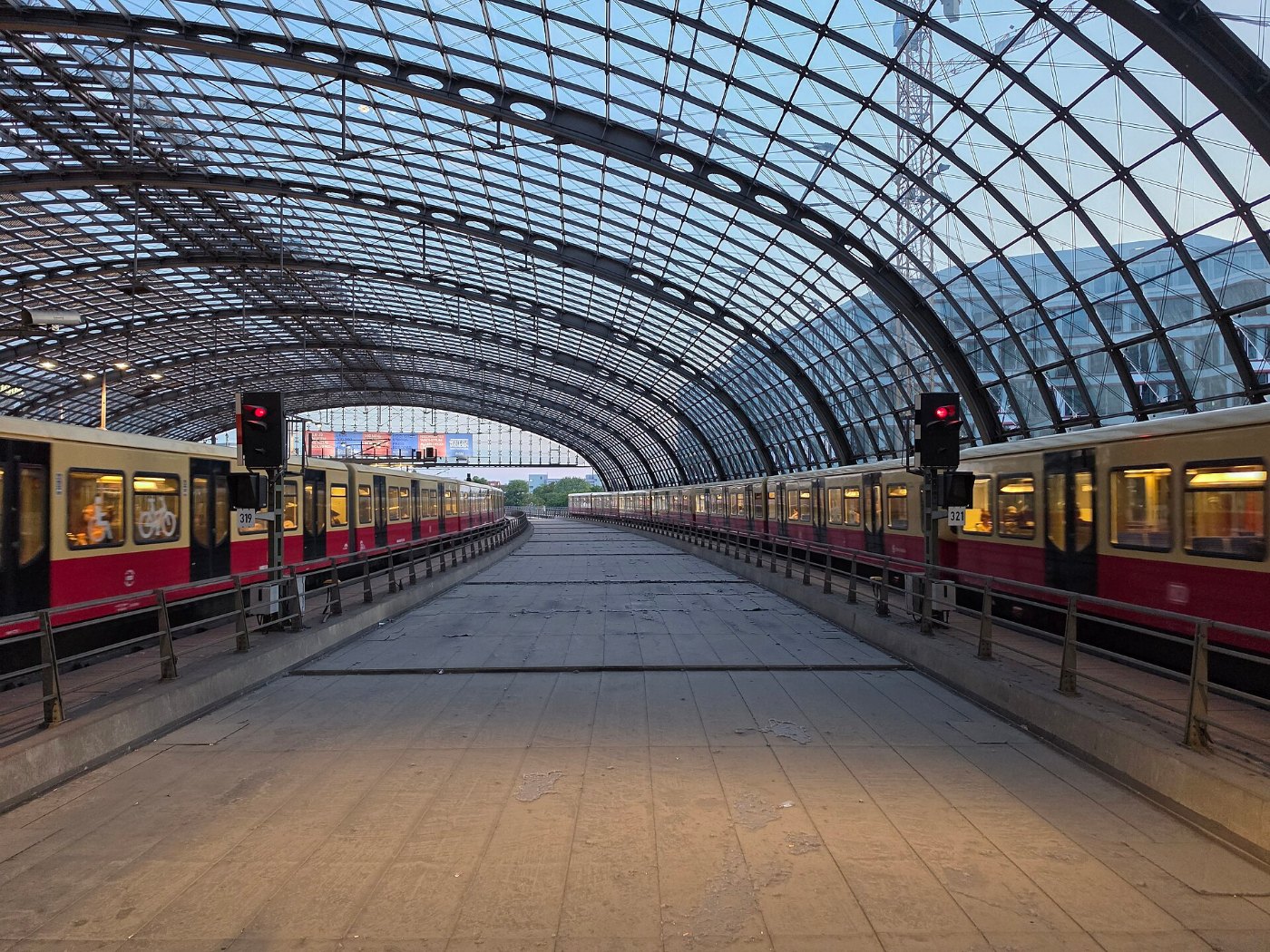 2026 Juli am Berliner Hauptbahnhof 05