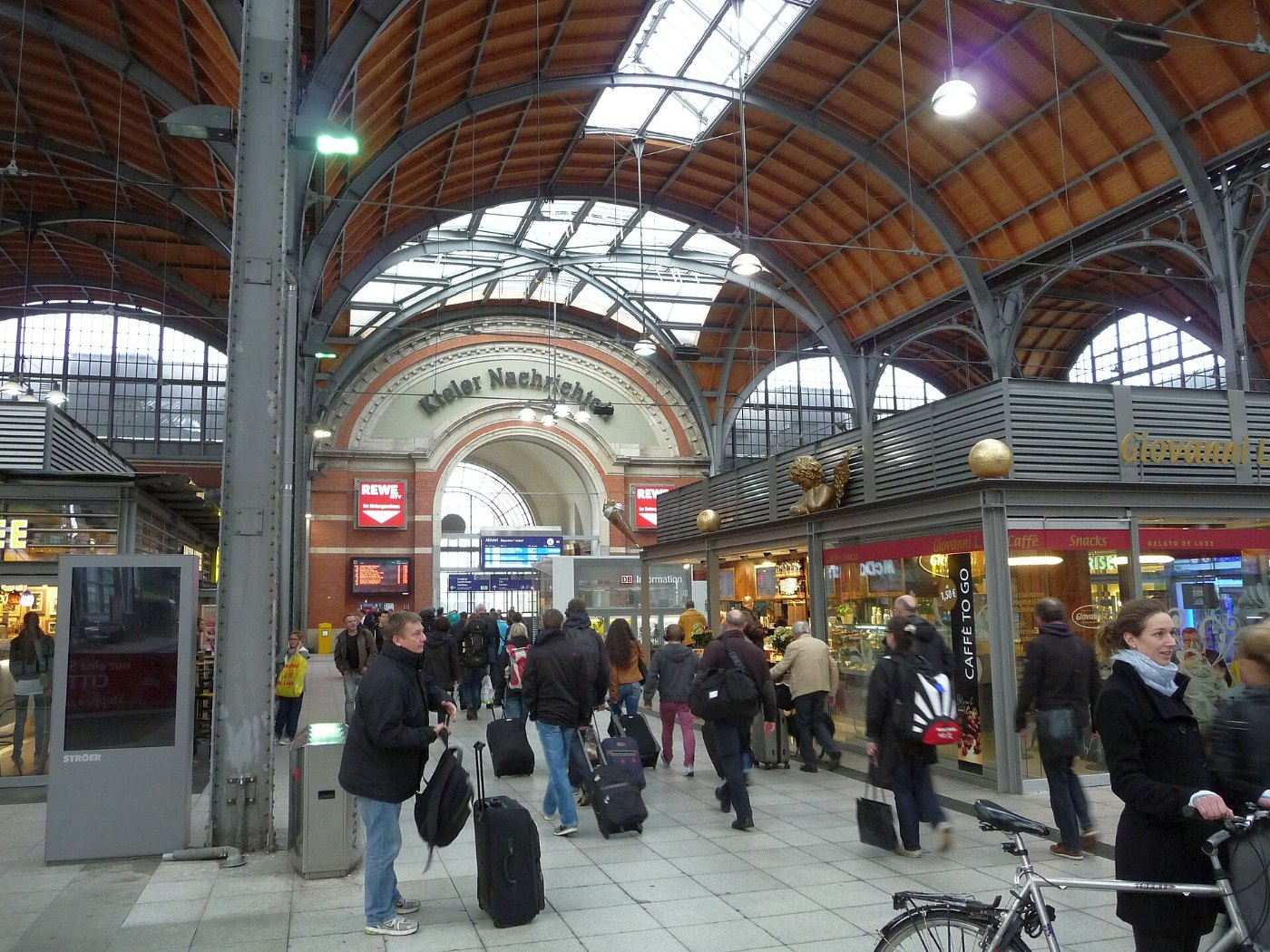 2014 10 XX Bundesrepublik Deutschland Schleswig Holstein Kiel Hbf. alte