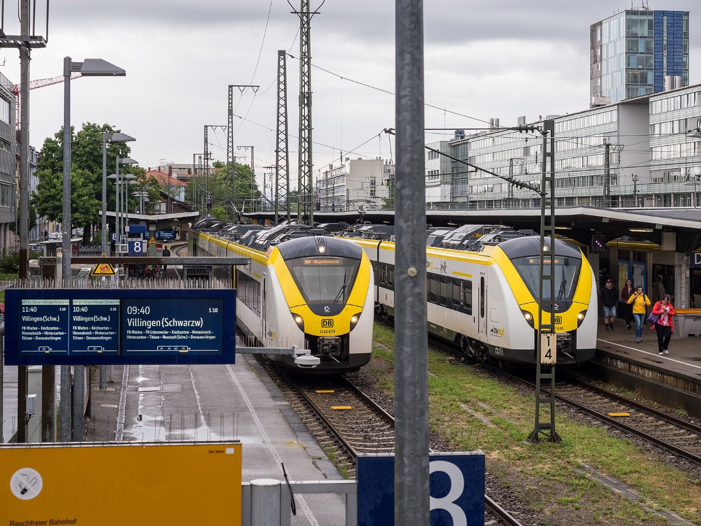S Bahn Züge DB 1440 679 & 689 in Freiburg Hbf (2025)