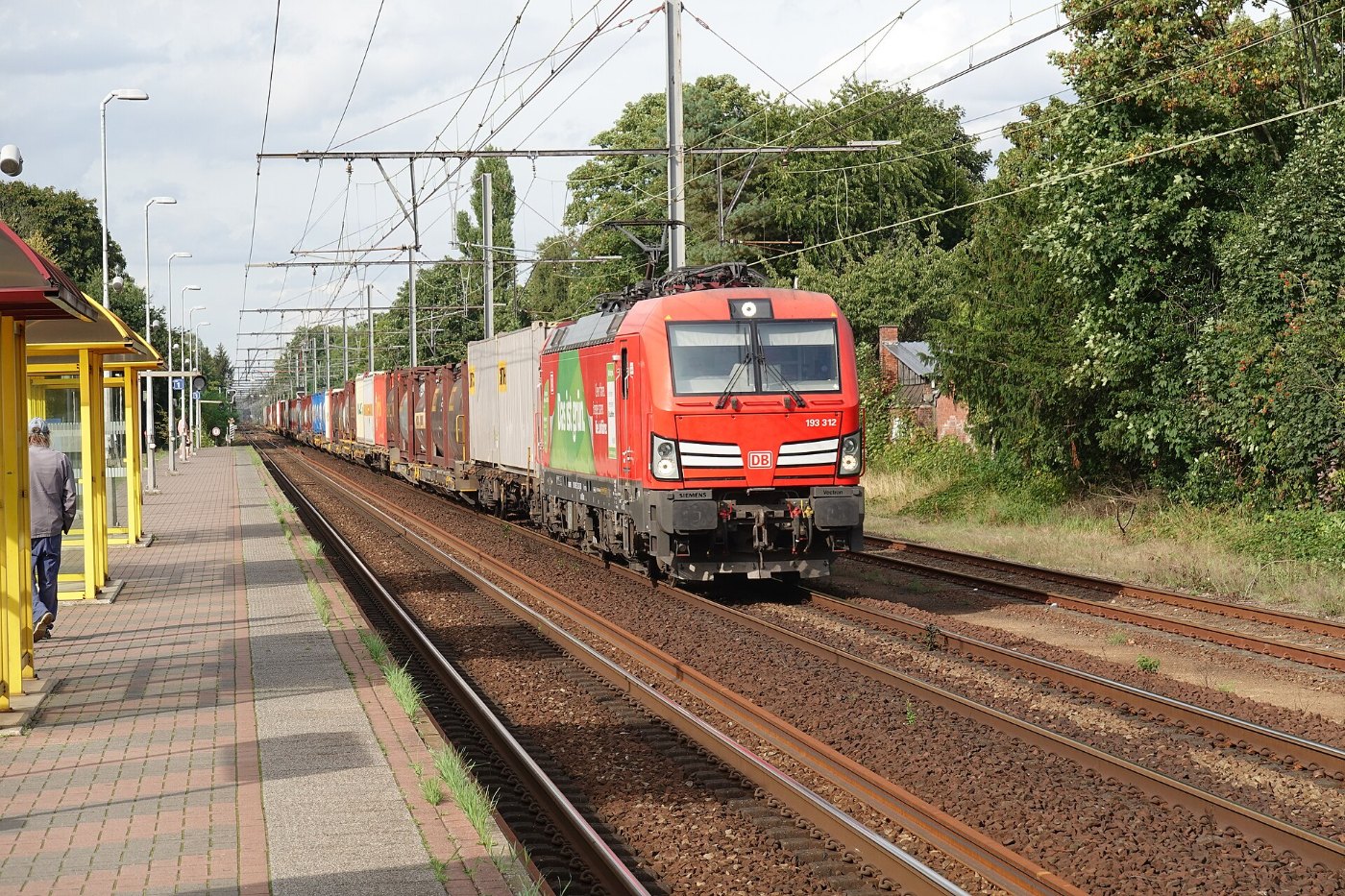 DB trein in Kapellen 2022