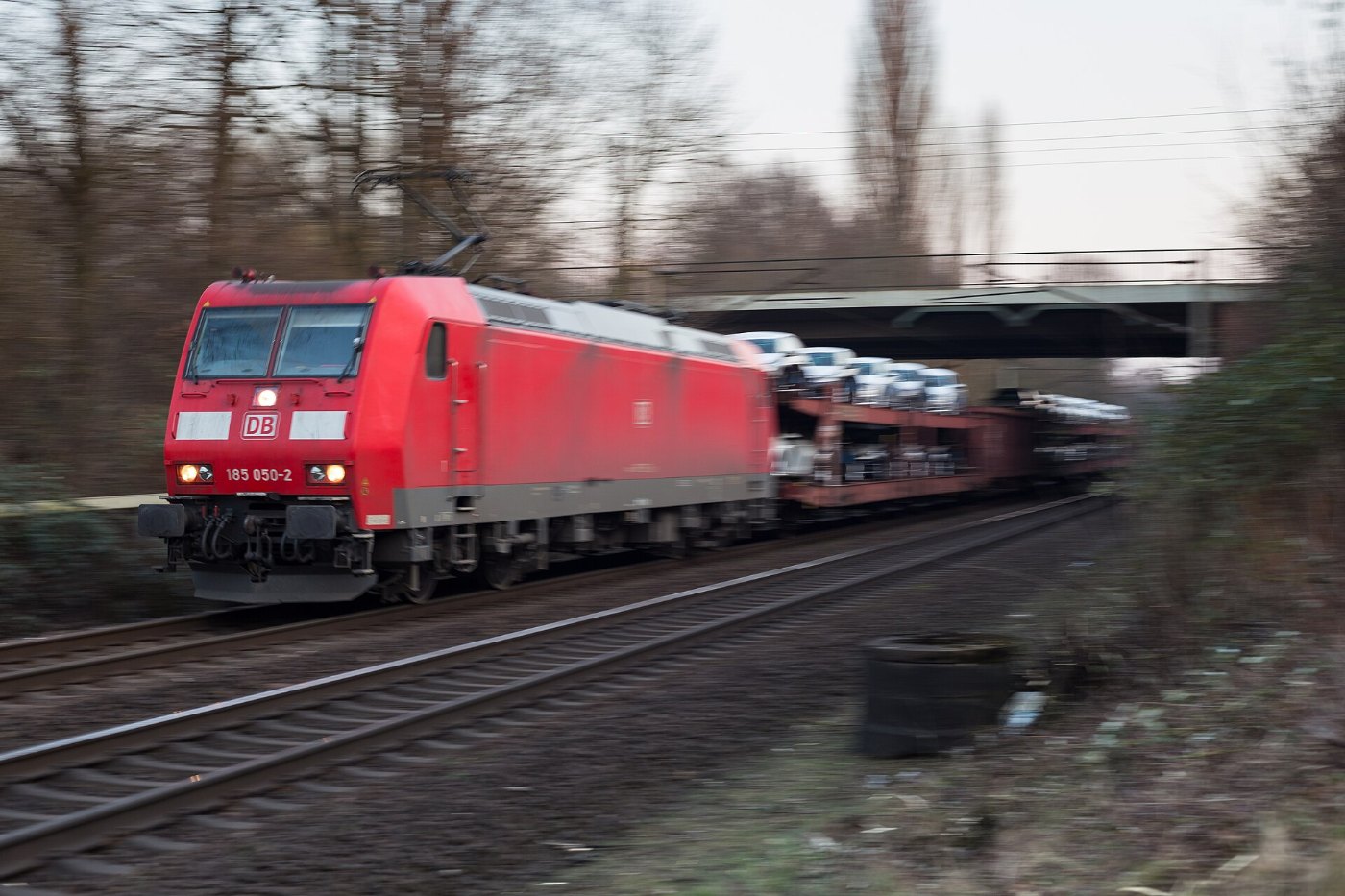 DBAG class 185 Bombardier TRAXX F140 AC1 freight train bypass Ahlem Hann