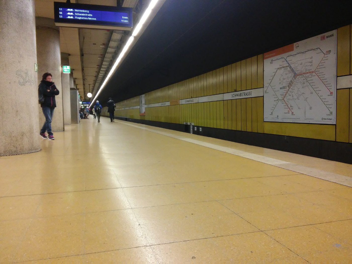 Stuttgart Schwabstraße Bahnsteig