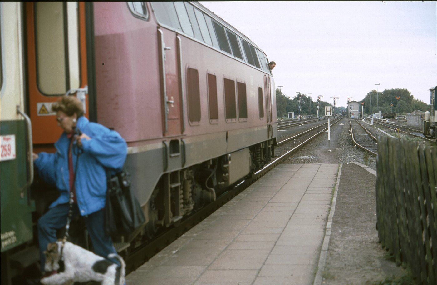 Büchen Lokwechsel DB DR Lok 218 157 Reisende LABW Staatsarchiv Ludwigsbu