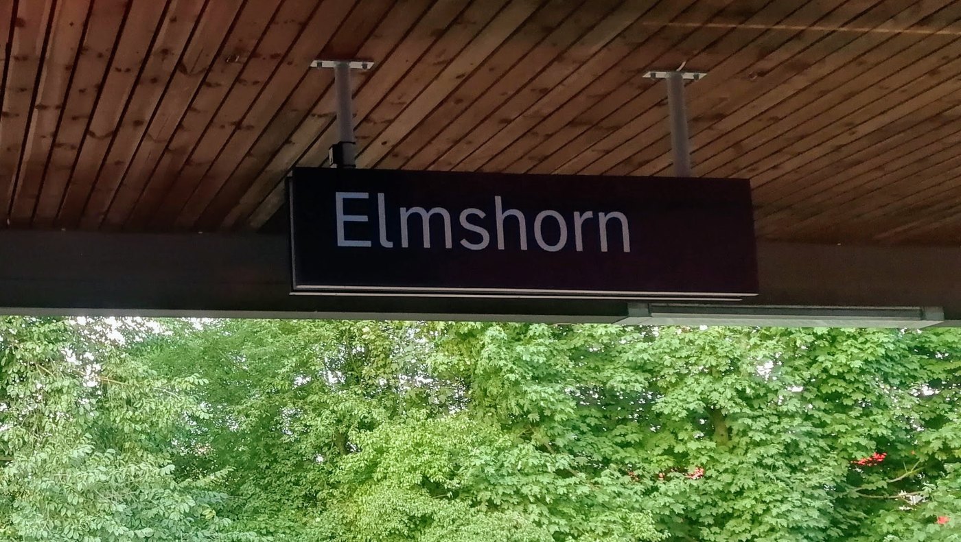 Bahnhofsschild Elmshorn