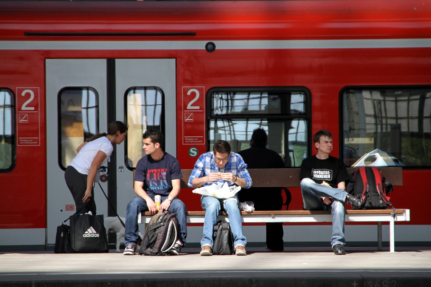 Karlsruhe Hauptbahnhof 18 2011 gje