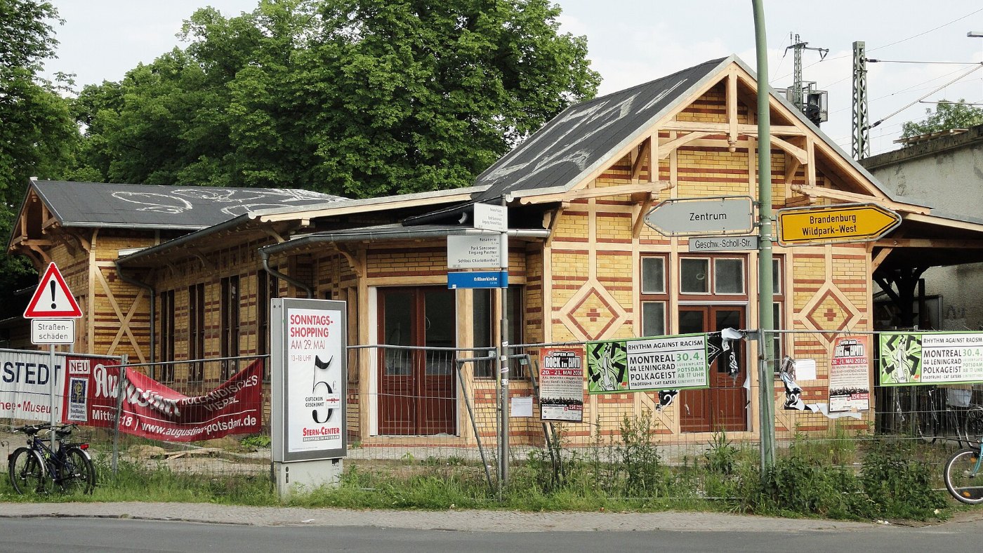 Potsdam, Geschwister Scholl Straße 37, Bürgerbahnhof
