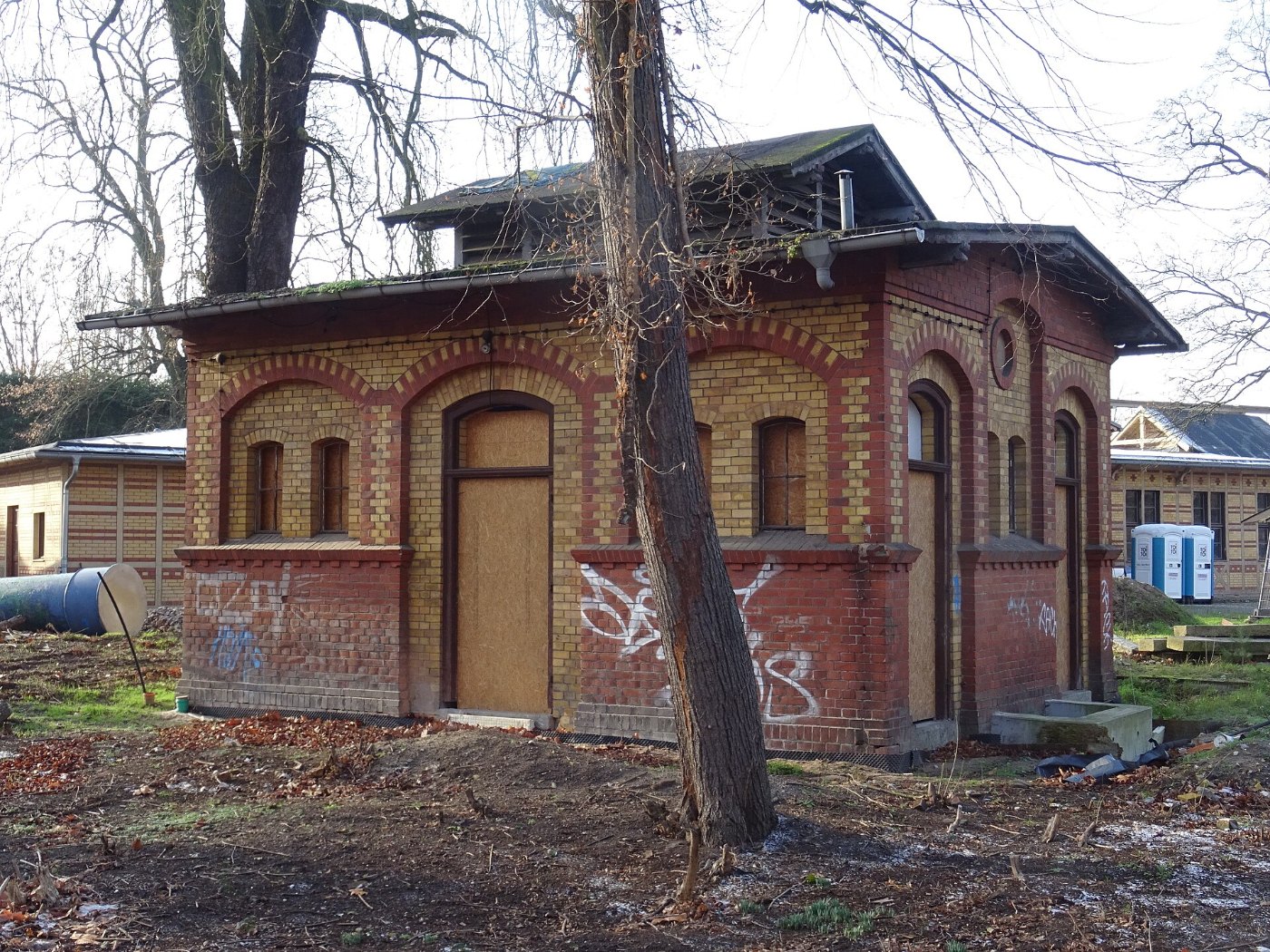 BfPotsdamParkSanssouciToilettenhaus