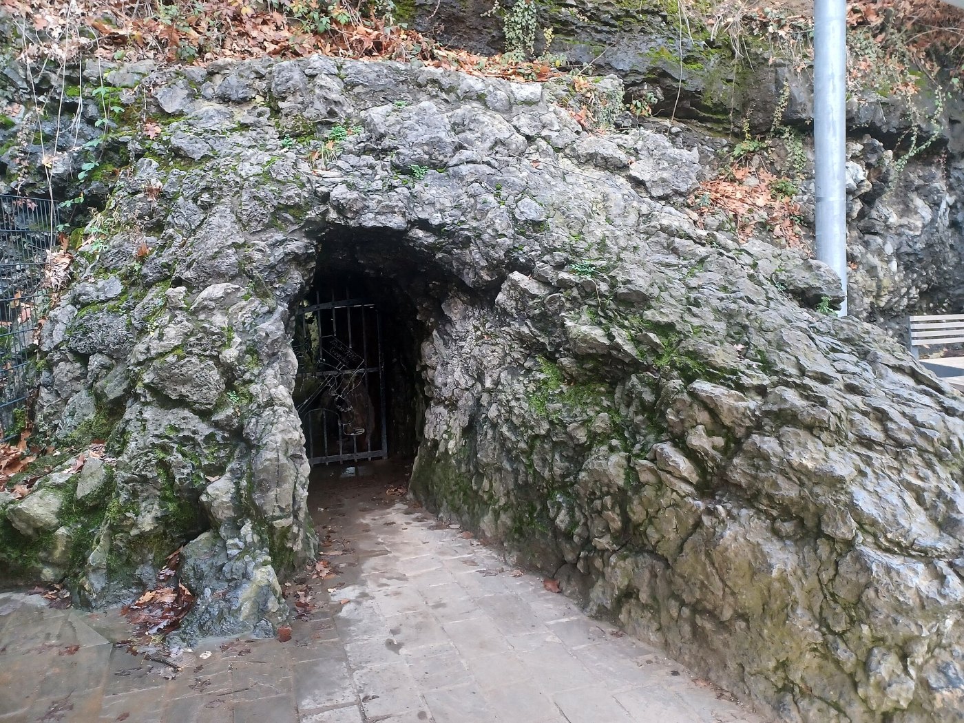 Eingang Kluterthöhle