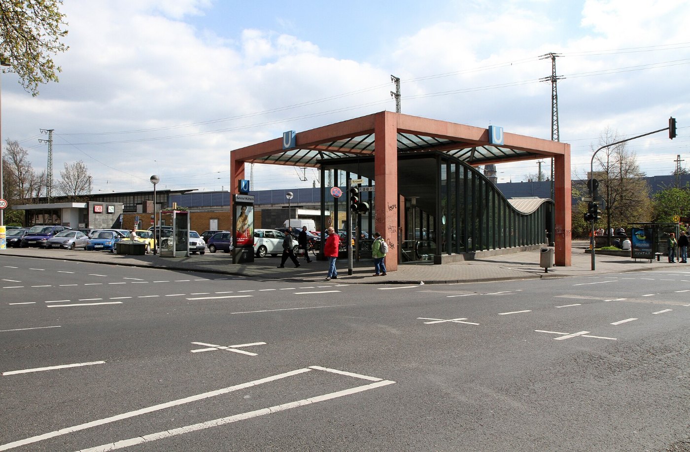 DB und U Bahnhof Köln Mülheim