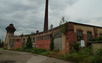 BfKöthenOstseiteLokschuppen+Wasserturm