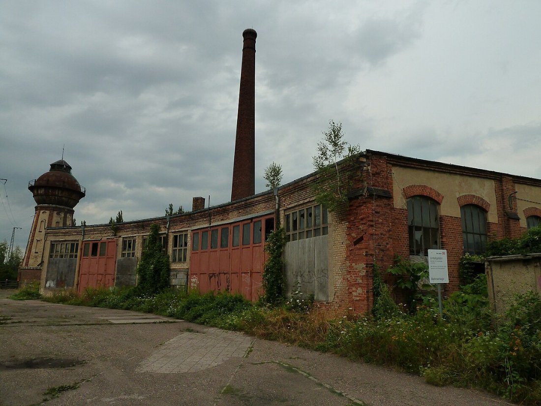 BfKöthenOstseiteLokschuppen+Wasserturm