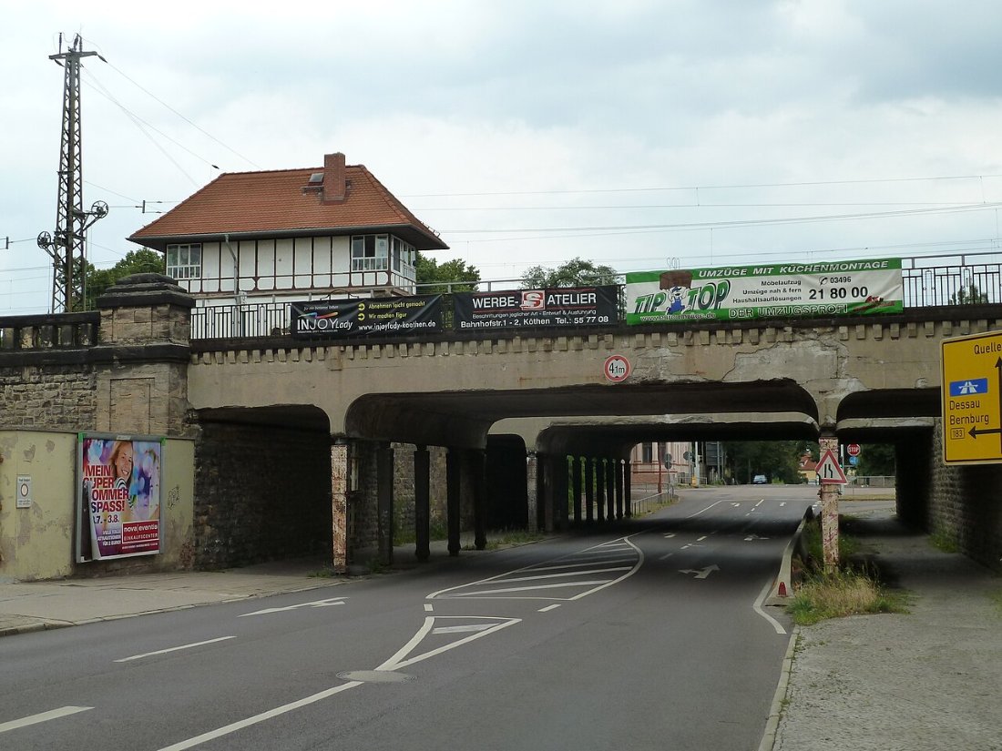 BfKöthenStellwerk+Brücke