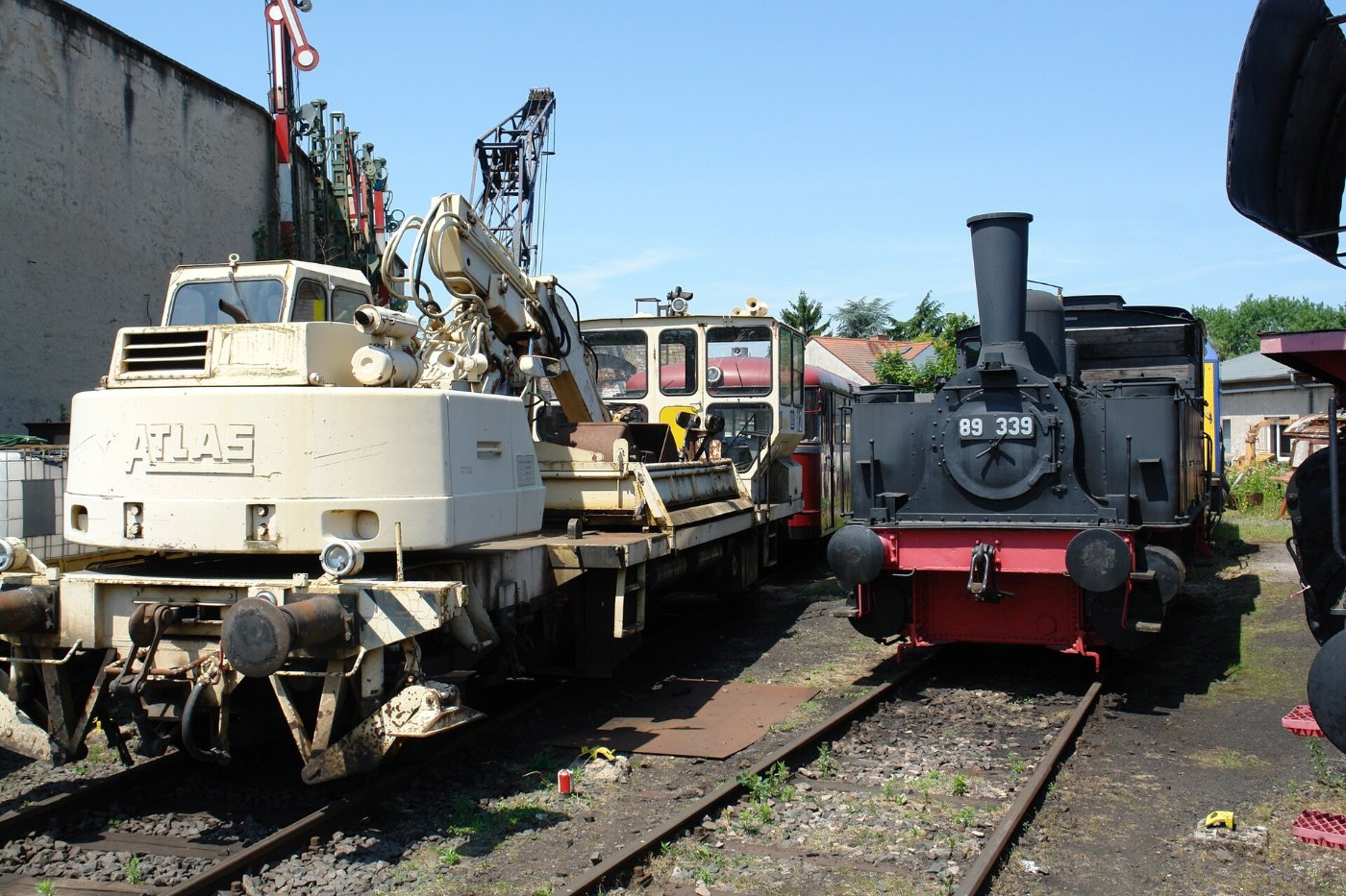 89 339 und Atlas Bagger im Eisenbahnmuseum Darmstadt Kranichstein