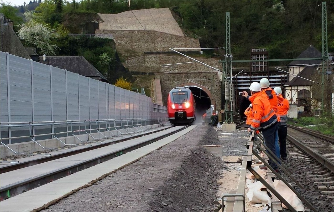 Erste Durchfahrt durch den neuen Kaiser-Wilhelm-Tunnel 2014