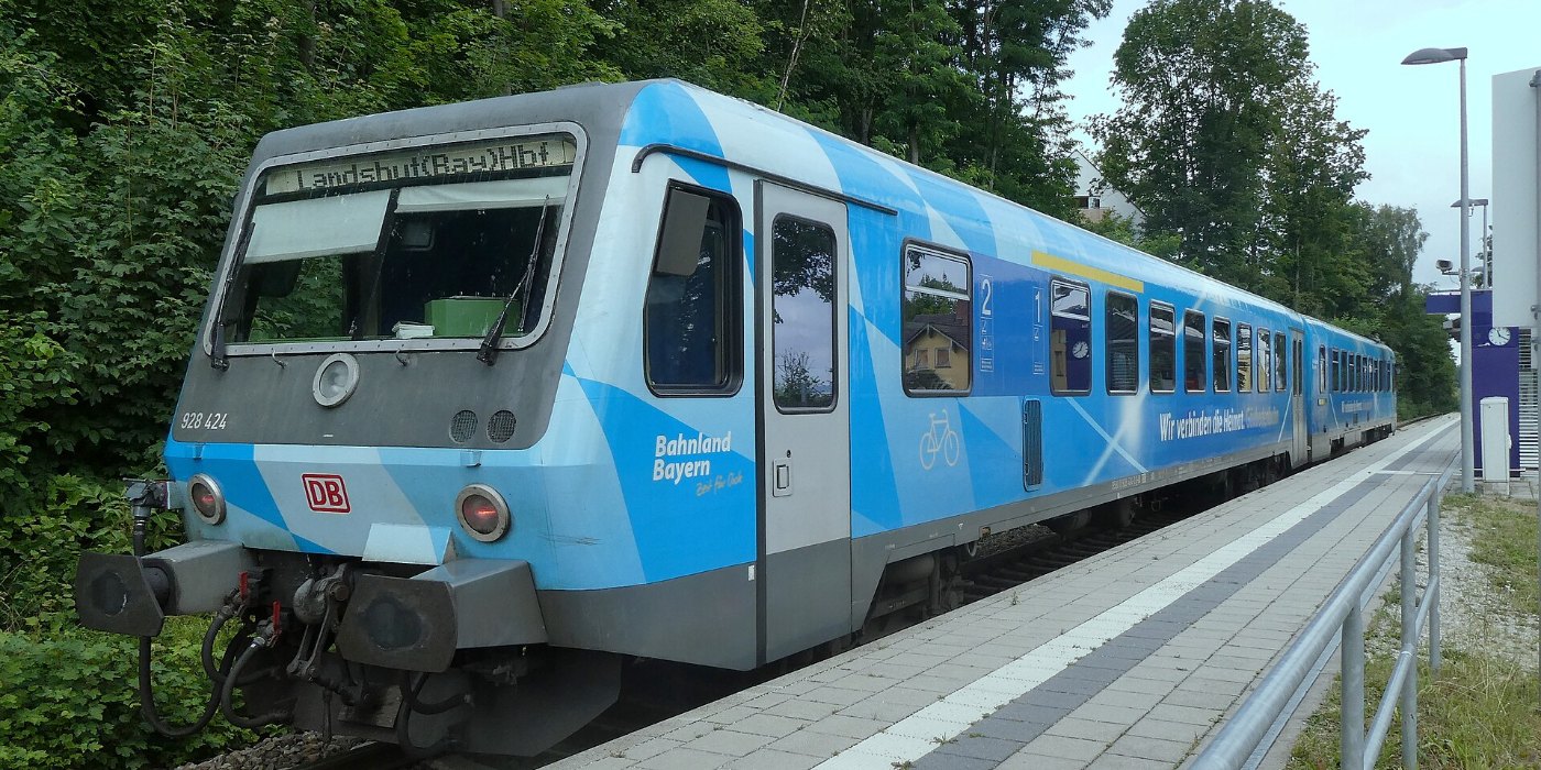 Landshut Süd, Südostbayernbahn Triebzug, 1