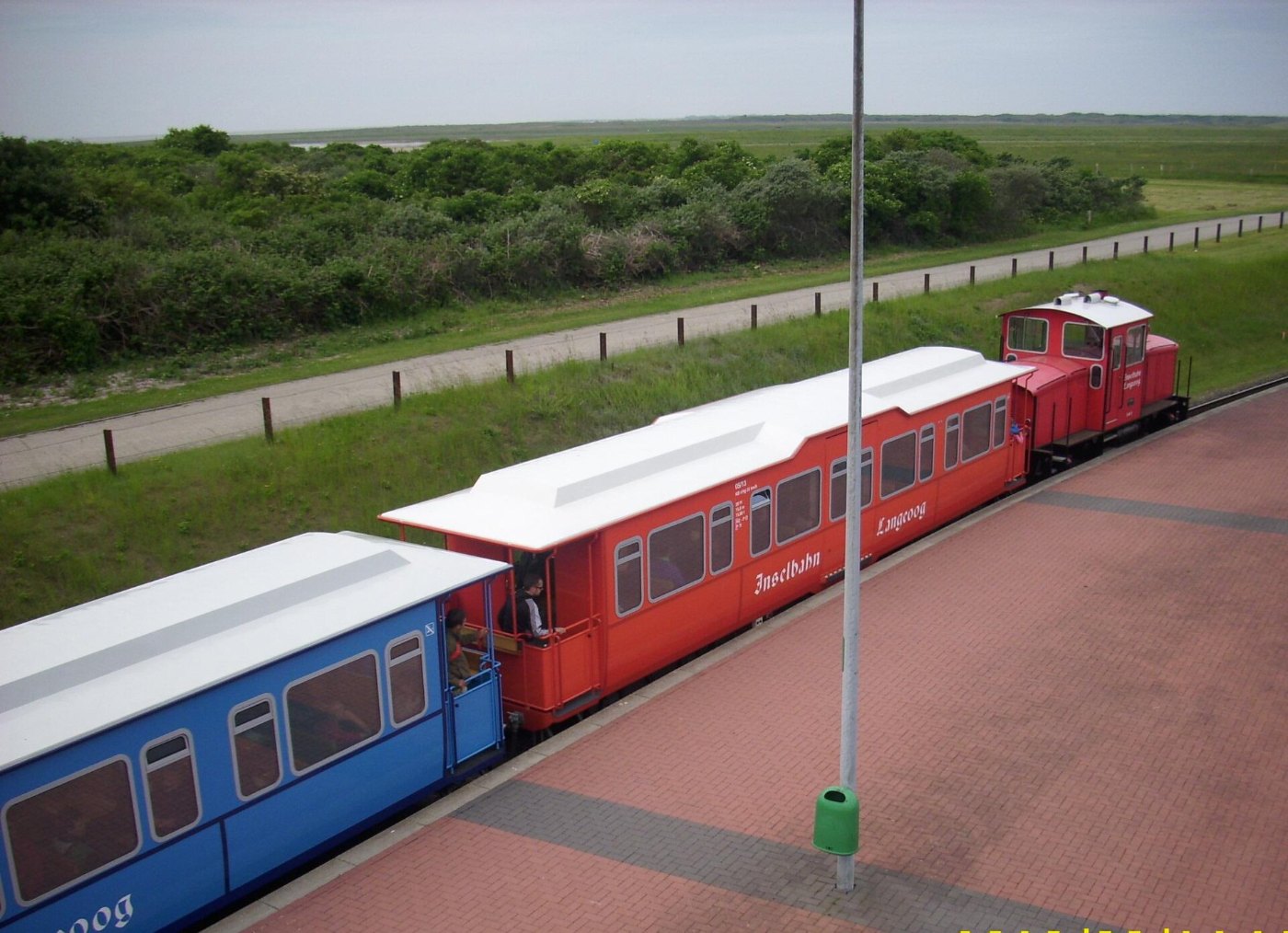 Inselbahn Langeoog am Anleger