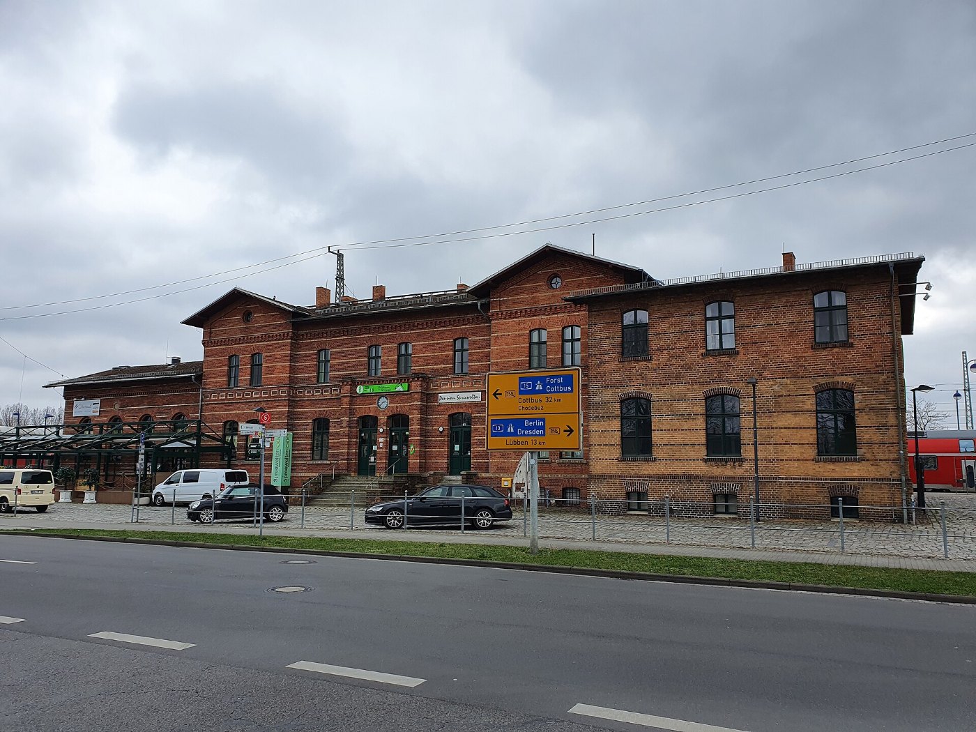 Bahnhof Lübbenau Empfangsgebäude NW 2023