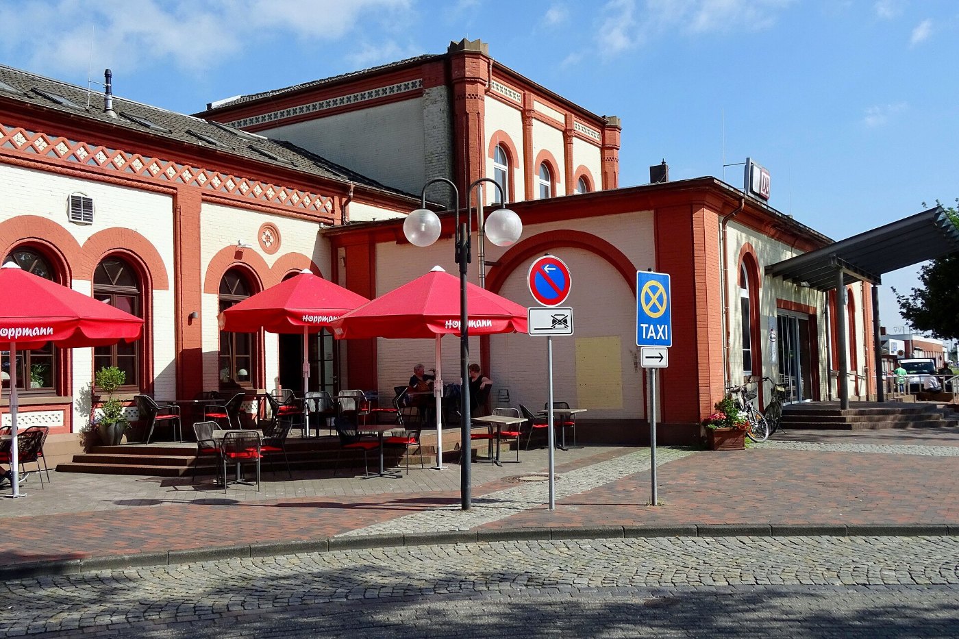 Station Leer