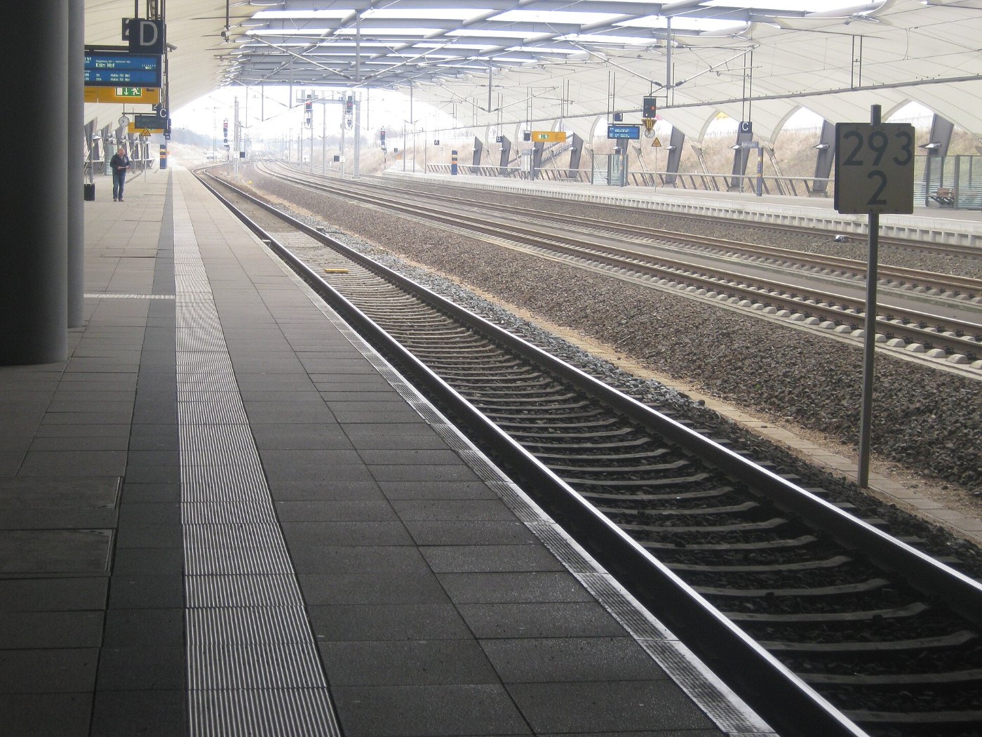 MKBler 1057 Bahnhof Flughafen Leipzig Halle