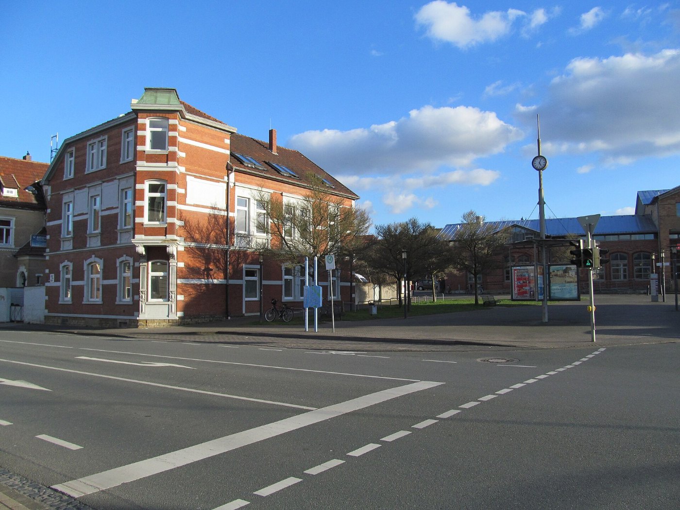 Bushaltestelle Bahnhof, 11, Lemgo, Kreis Lippe