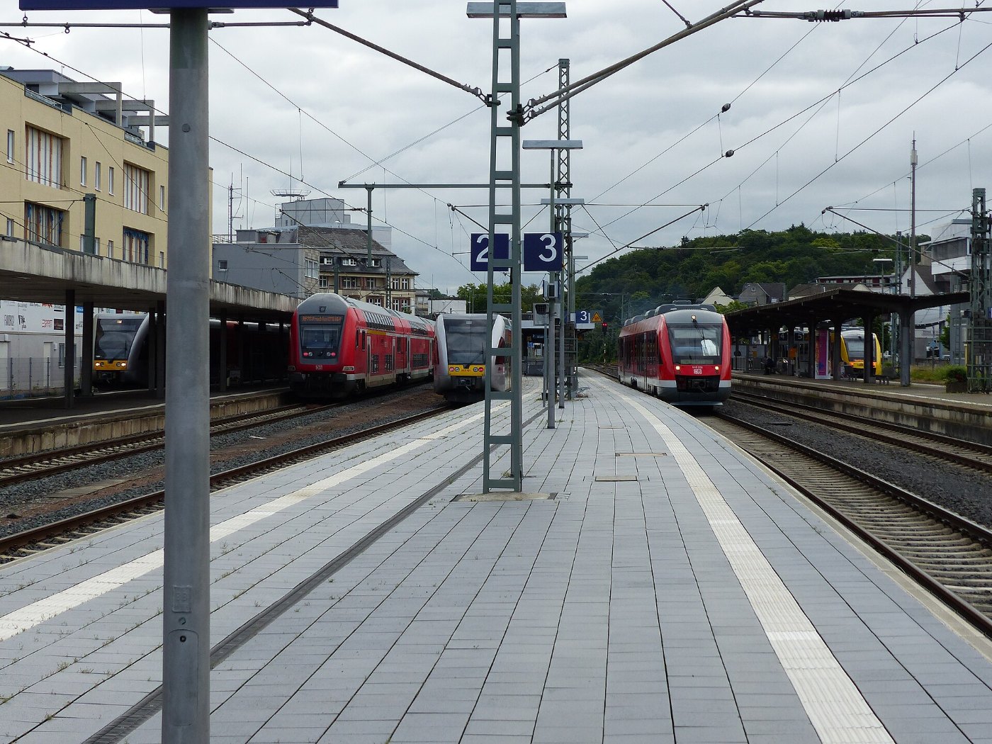 Limburg Lahn Bahnhof Bahnsteige