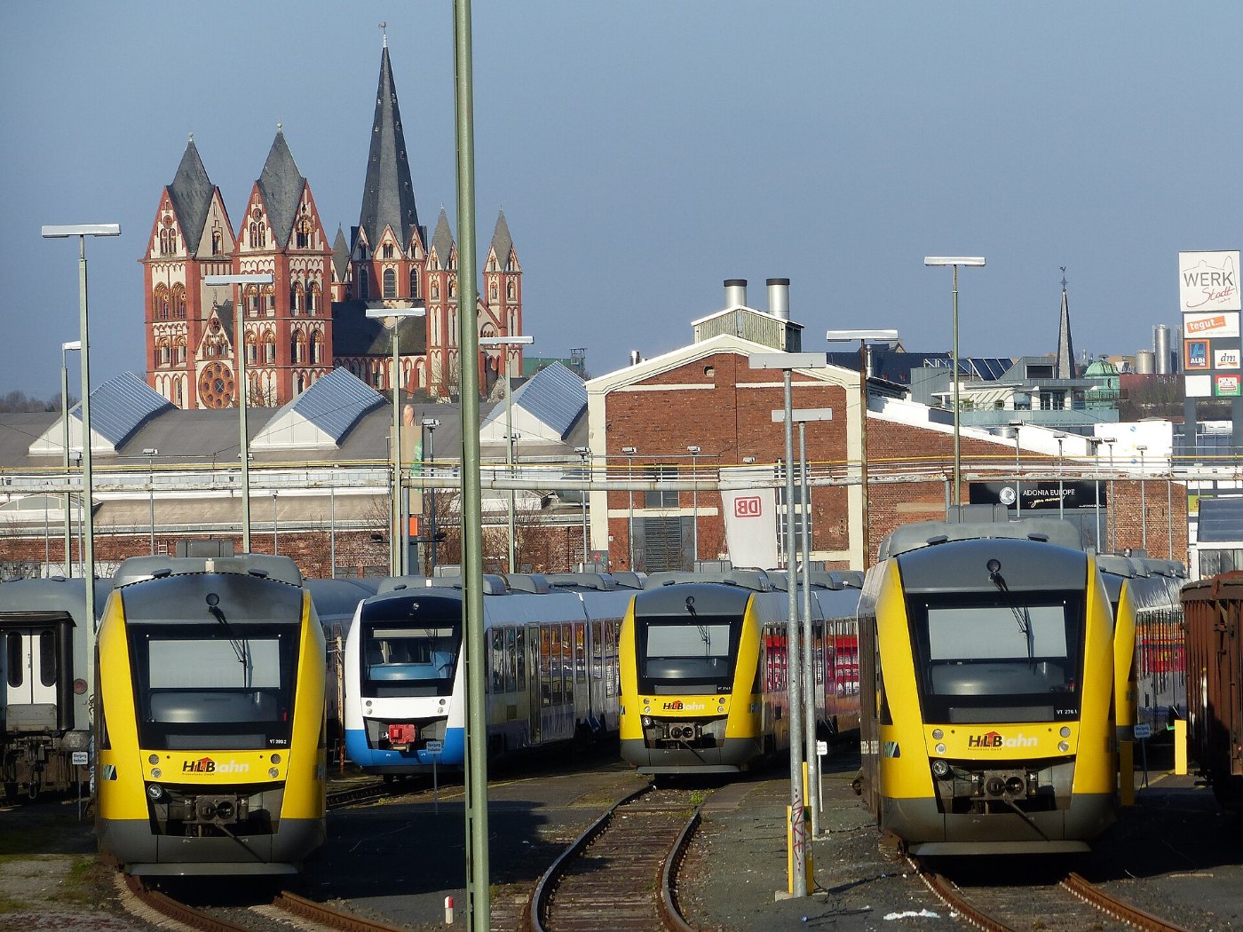 Bahnhof Limburg HLB Züge
