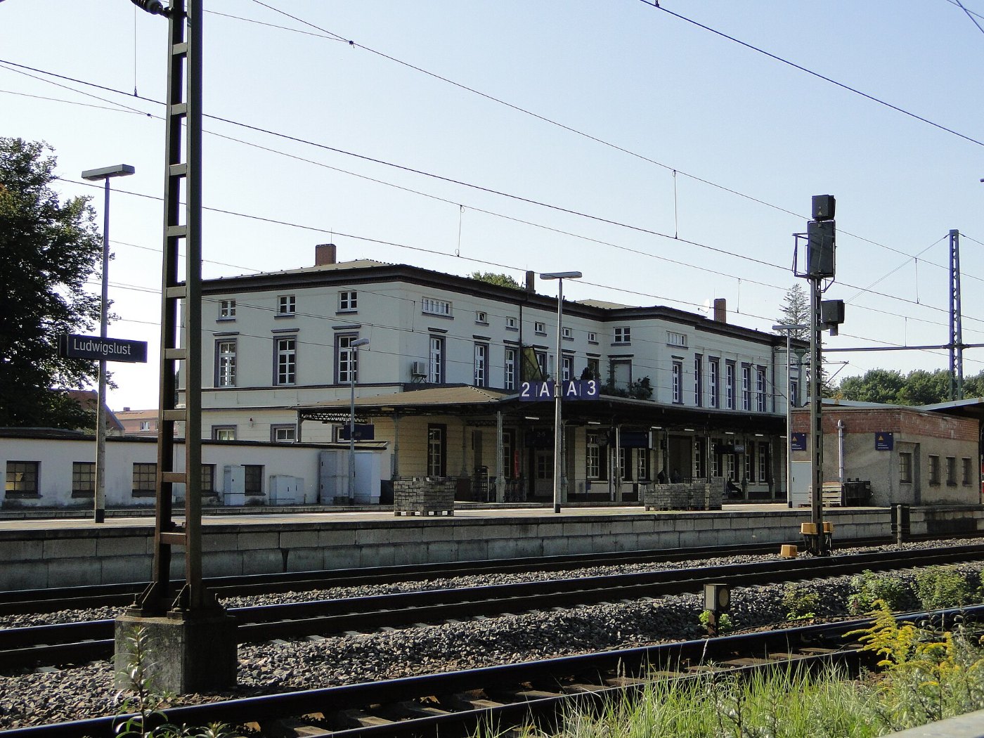 Ludwigslust Bahnhof 2011 09 25 034