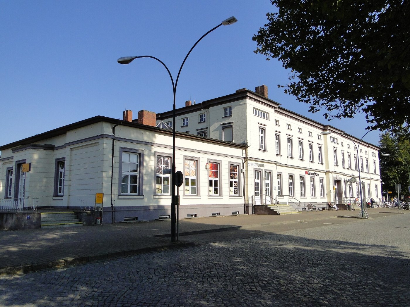 Ludwigslust Bahnhof 2011 09 25 045