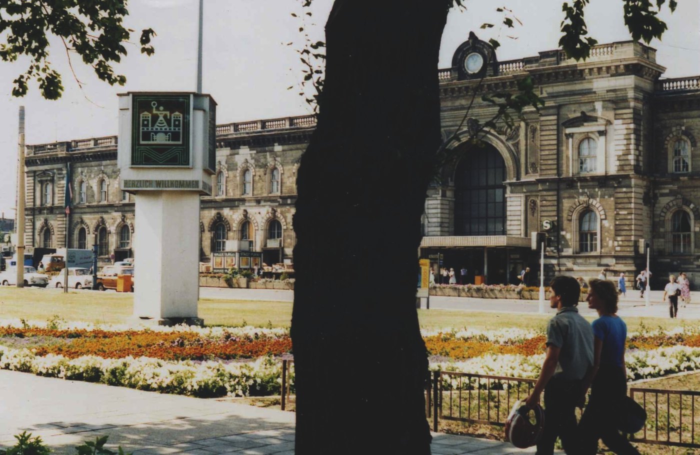 Magdeburg Hauptbahnhof DDR 1988 ()