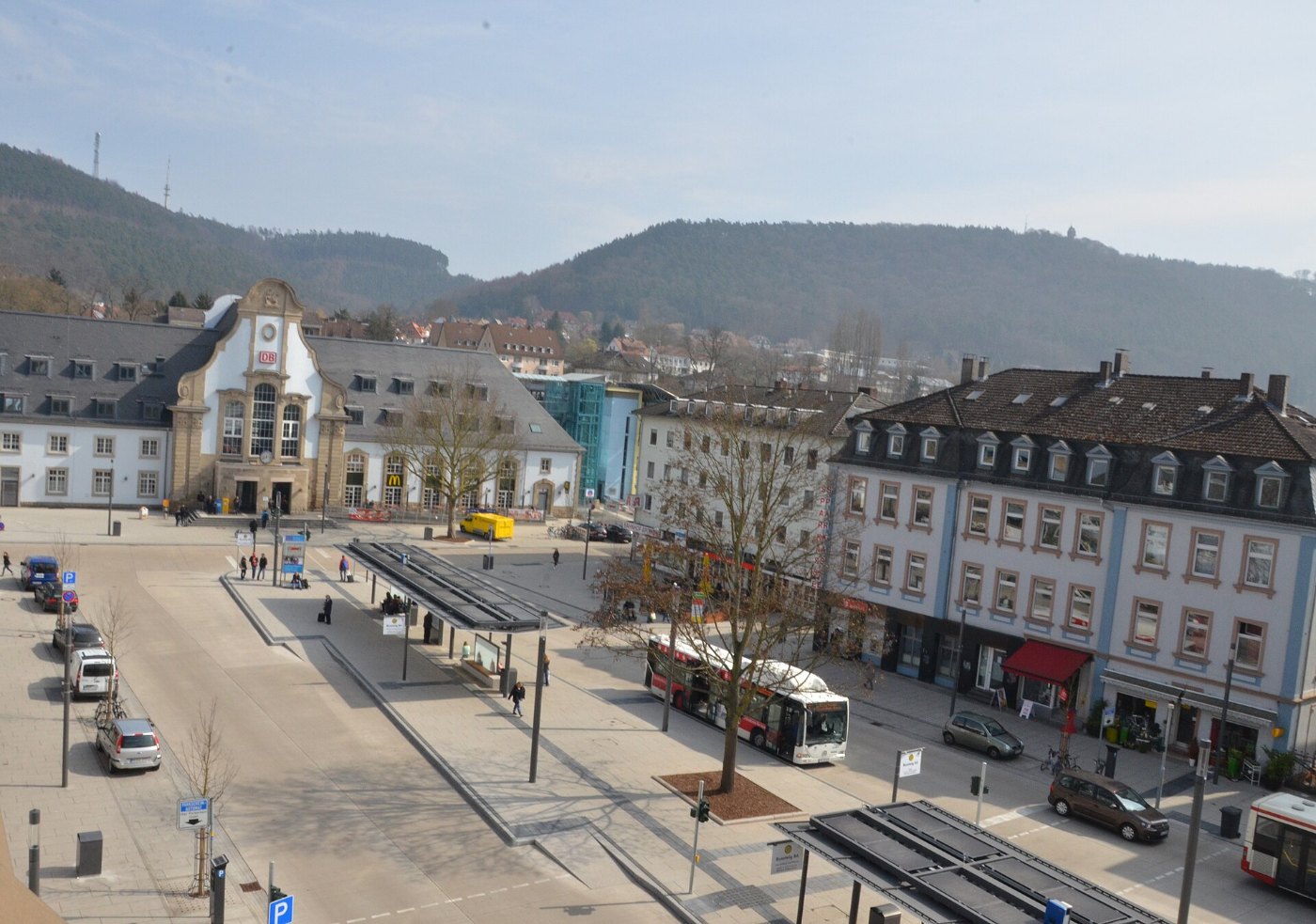 Bahnhofsvorplatz Universitätsstadt Marburg