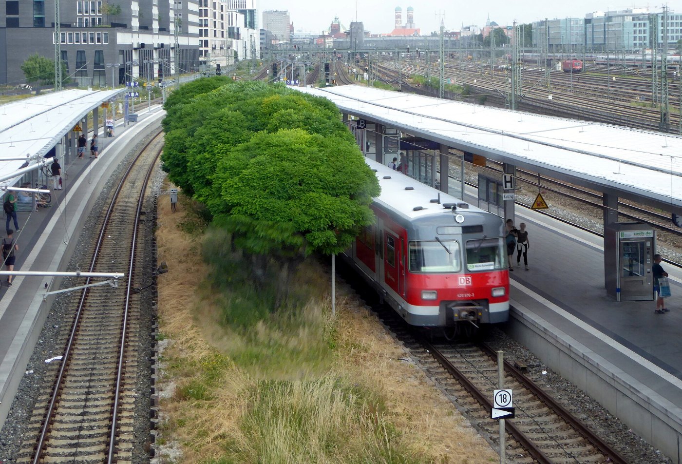 München, Bahnhof Donnersbergerbrücke, 14