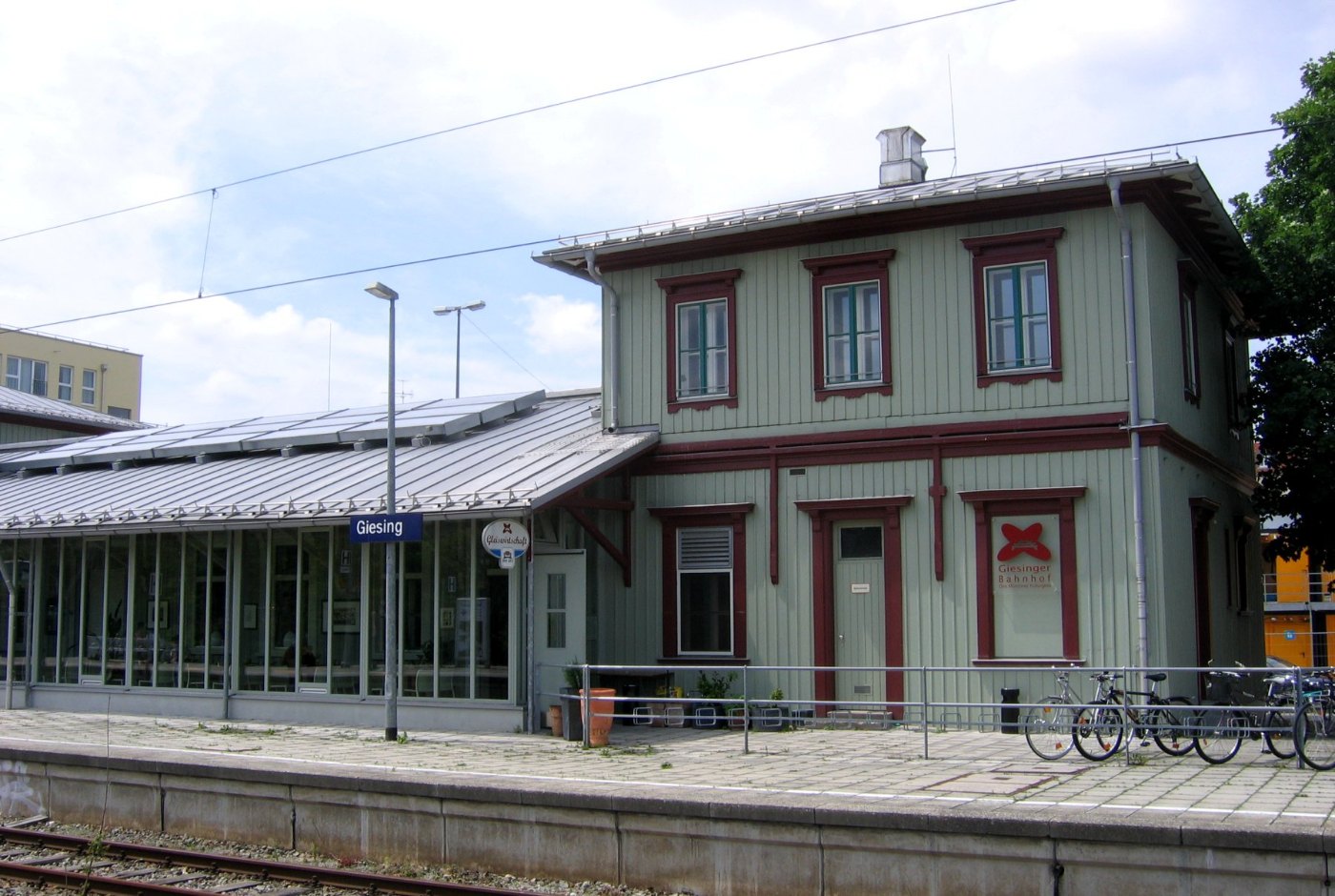 Giesinger Bahnhof Muenchen 1