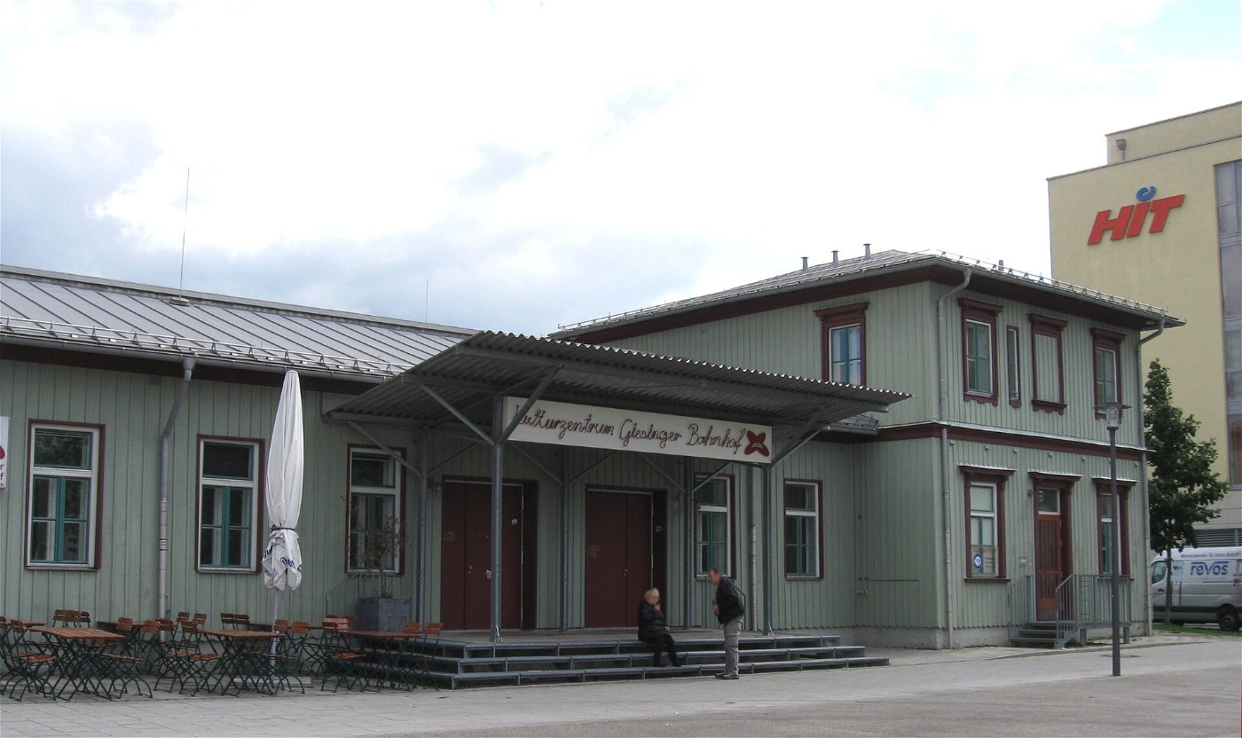 Giesinger Bahnhof Muenchen 6