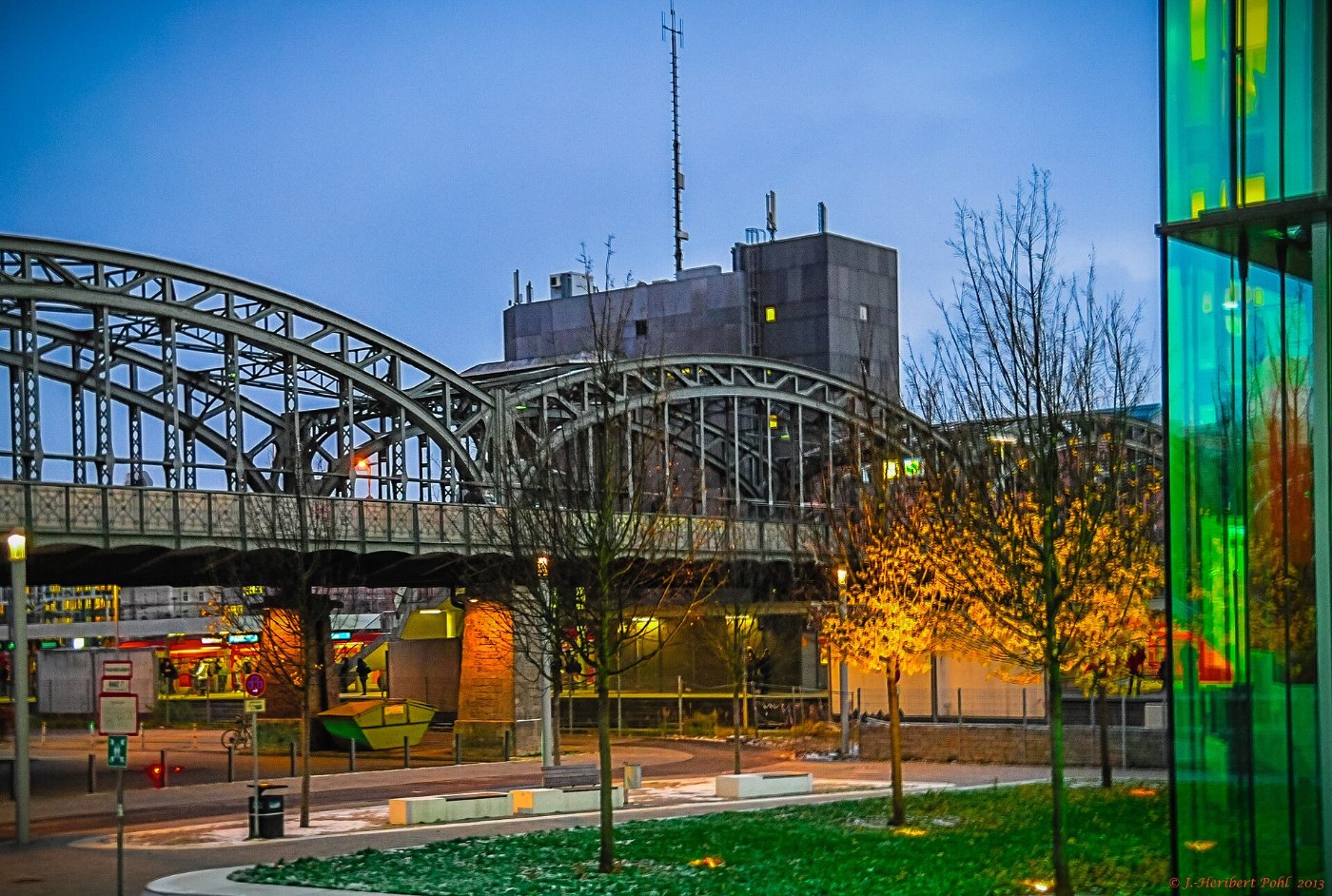 München Neuhausen, Hackerbrücke ()