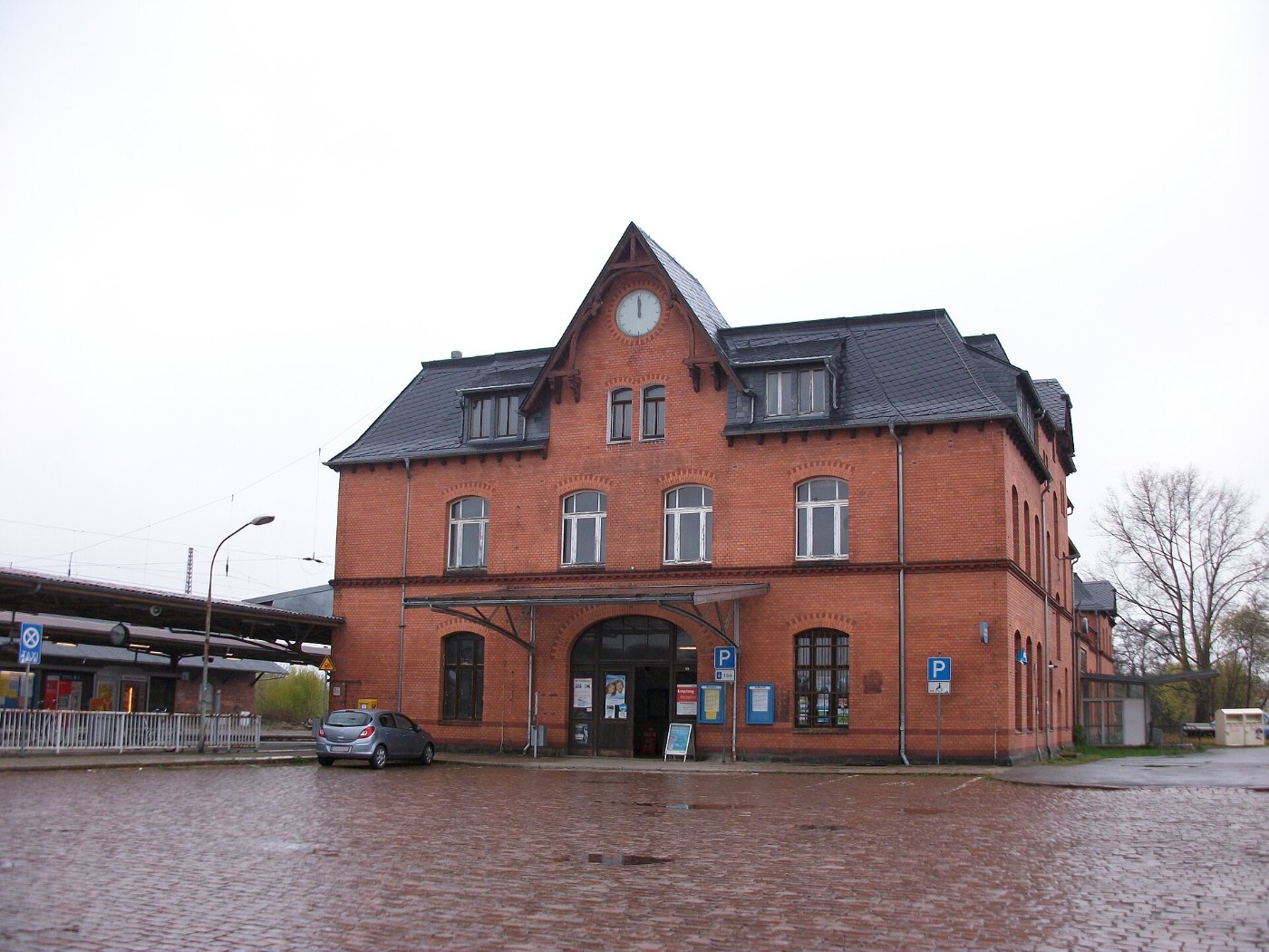 Bahnhof Mittweida, Empfangsgebäude (1)