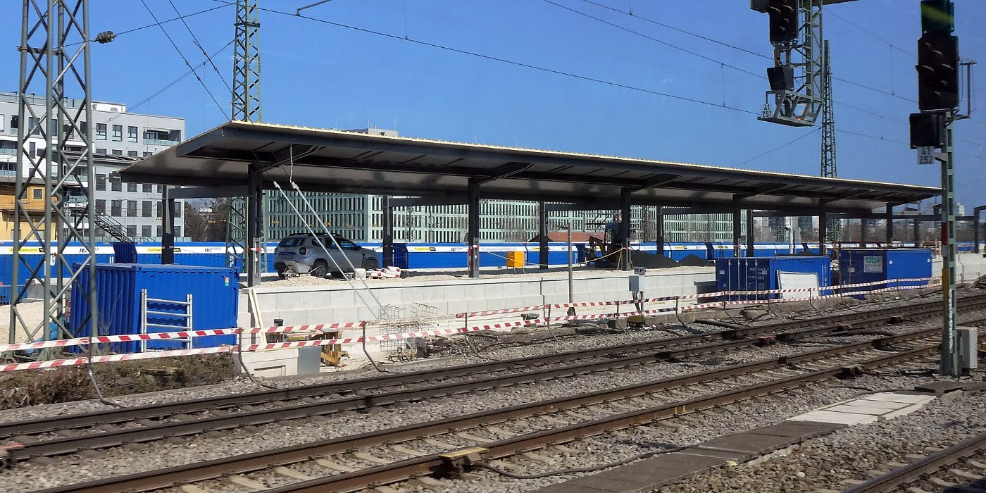 München Laim, neues Bahnsteigdach, 1