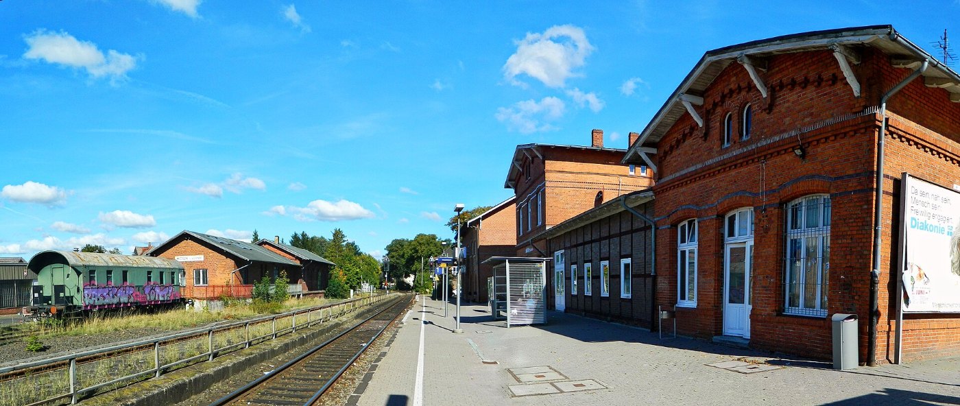 Bahnhof Mölln(Gleisseite) panoramio