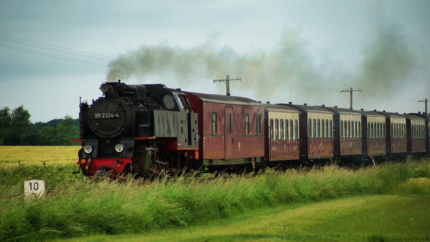 Ein Zug der Mecklenburgischen Bäderbahn Molli