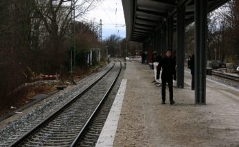 Bahnsteig der S Bahn Am Harras in Munich