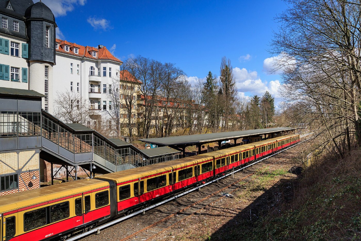Berlin S Bahn Botanischer Garten 04 2015 img2