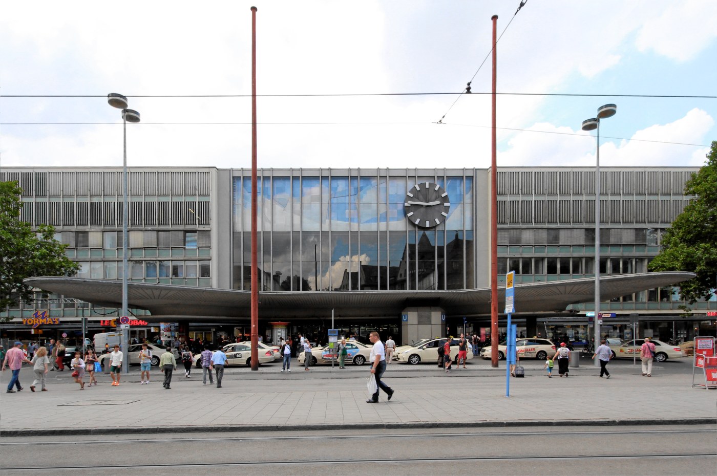 München Hauptbahnhof von vorn